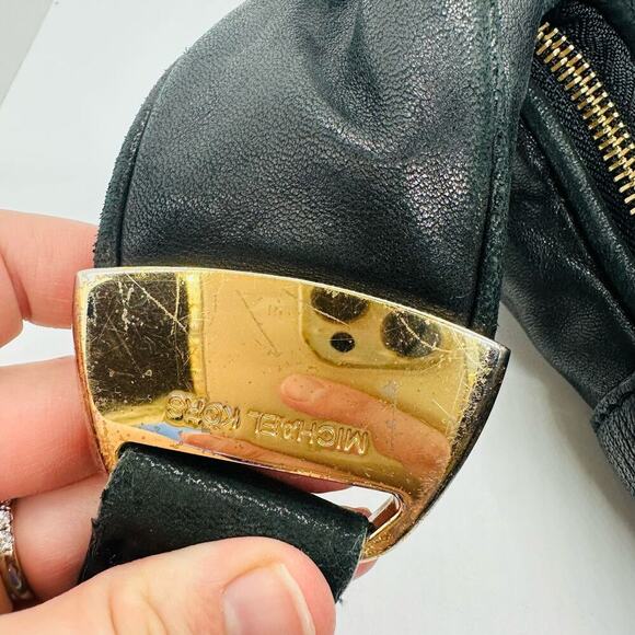Michael Kors Black Soft Leather Morgan Hobo Gold Hardware Top Zip Bag - Picture 11 of 16
